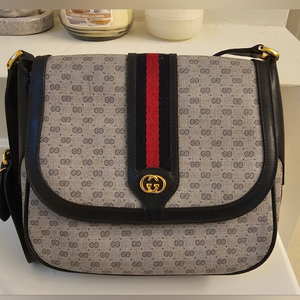1980s VINTAGE CLASSIC Ophidia Navy Micro GG